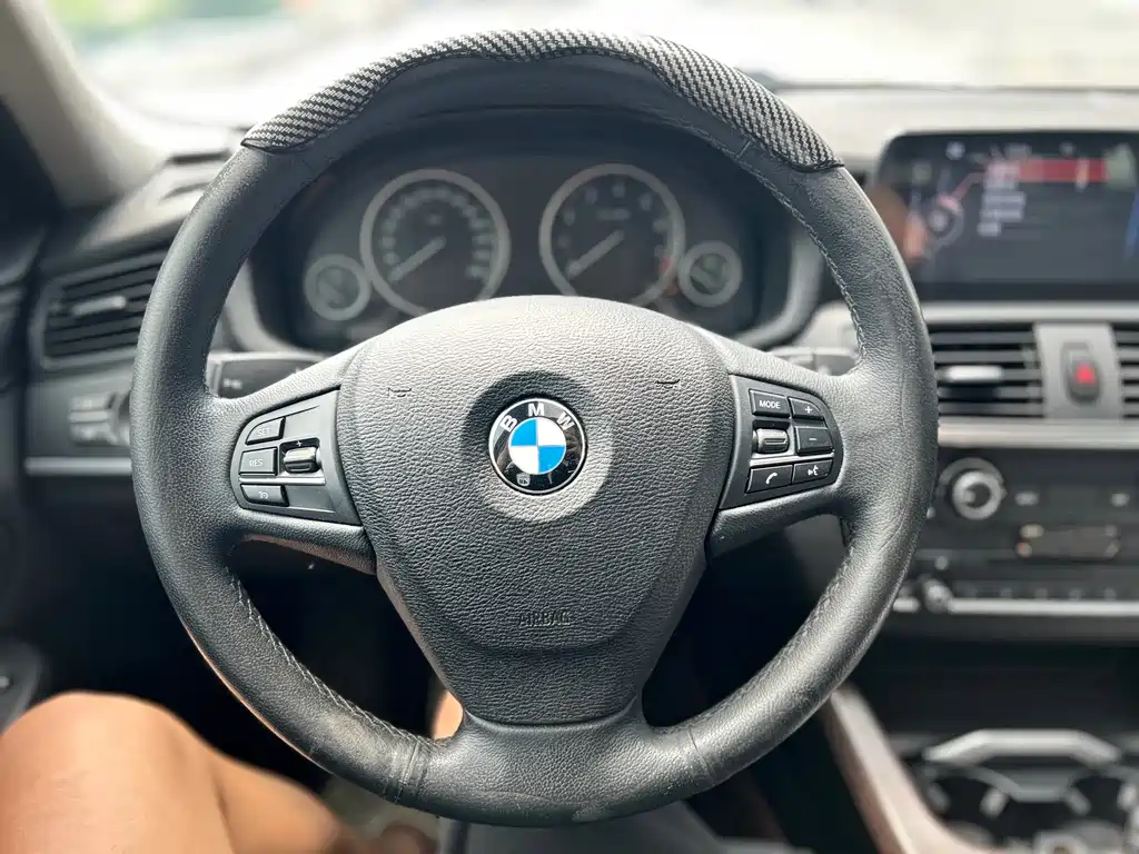 BMW X3 2016 — фото 9