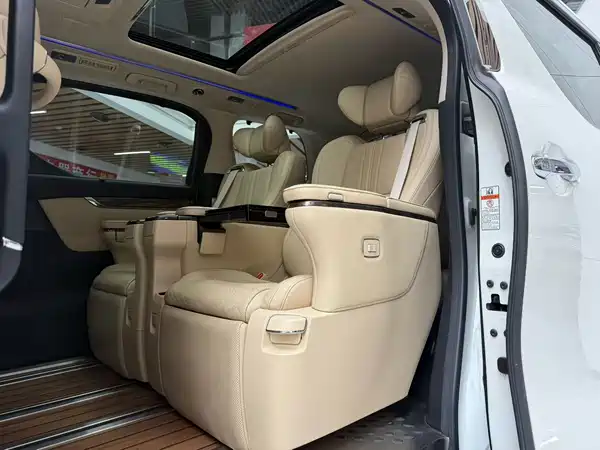 Toyota Alphard 2018