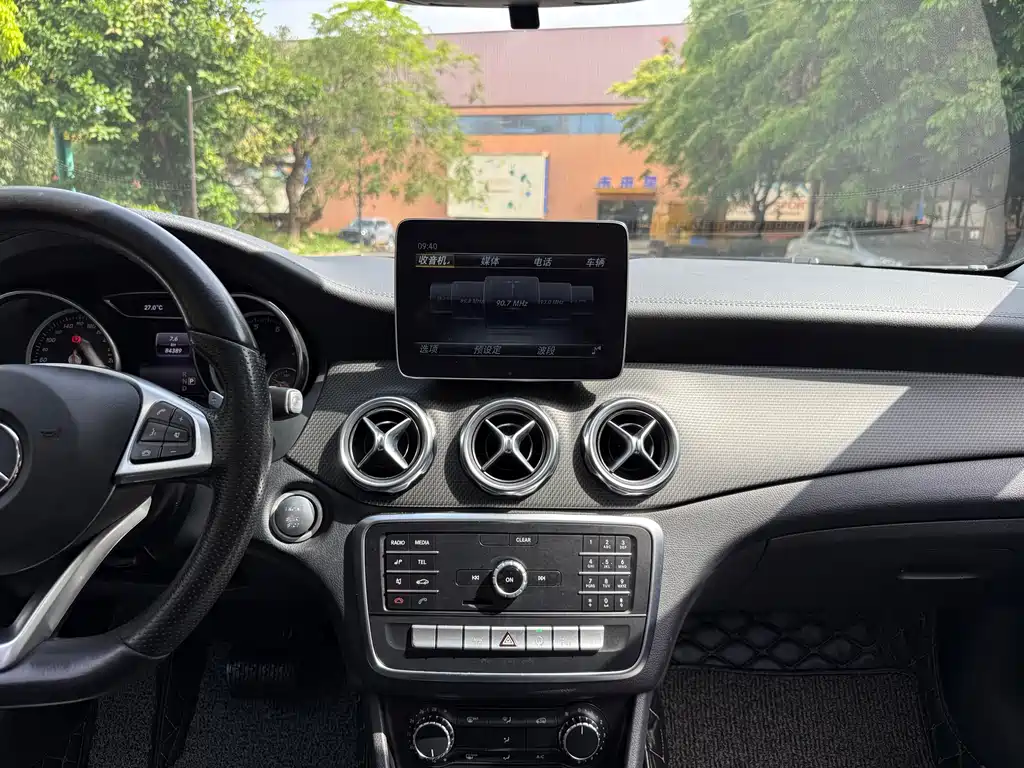 Mercedes-Benz GLA 2019 — фото 16