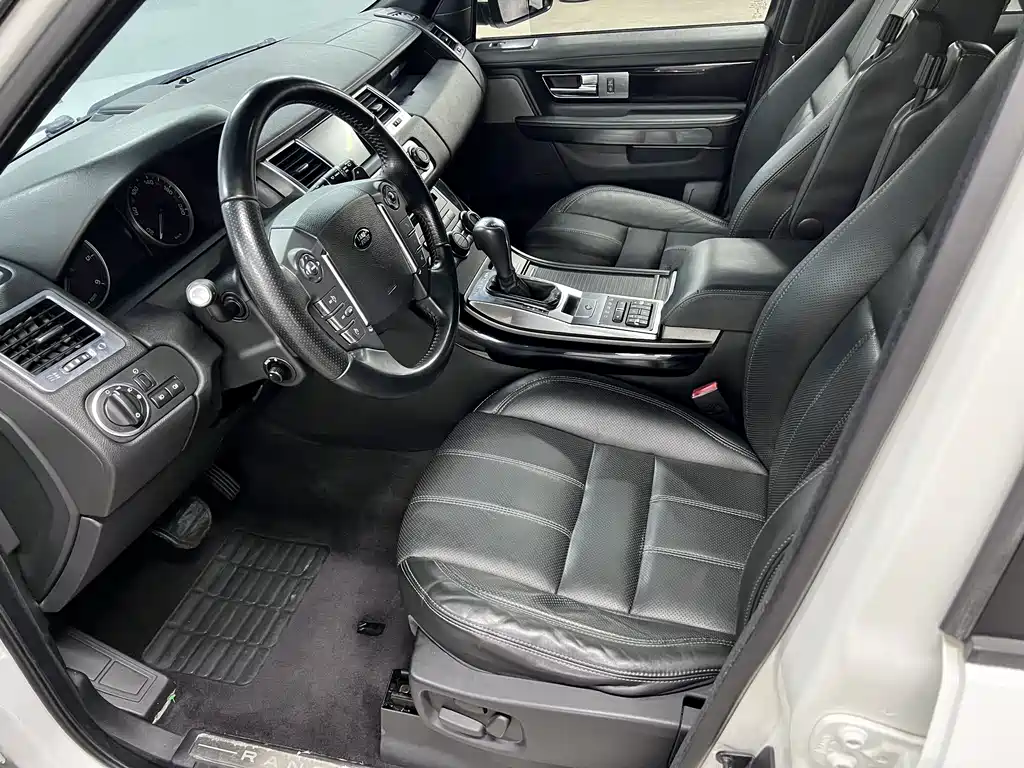 Land Rover Sport 2013