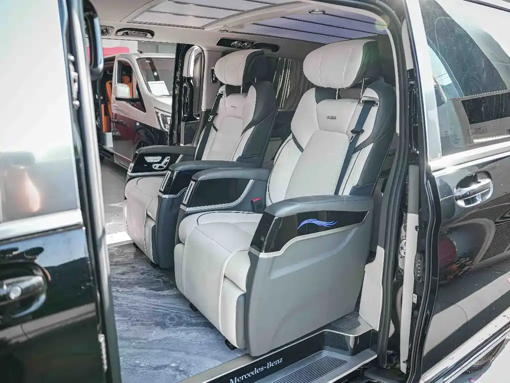 Mercedes-Benz Vito 2024 — фото 12
