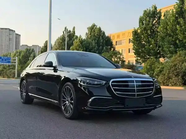 Mercedes-Benz S-Class 2021