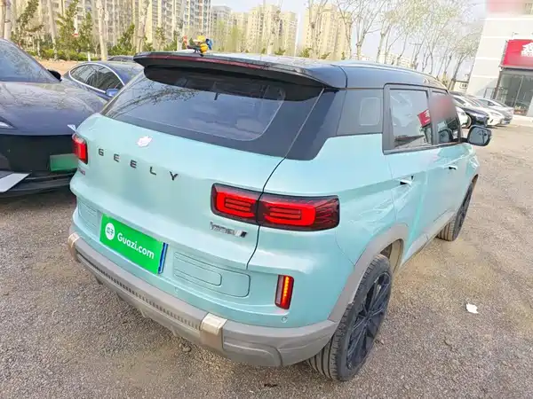 Geely ICON 2023