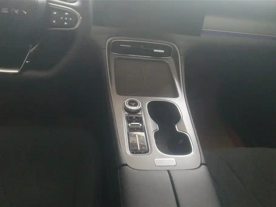 Chery Tiggo 8 PLUS 2025 — фото 16