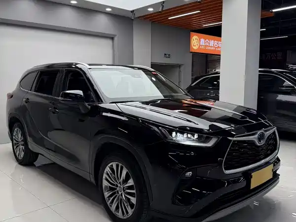 Toyota Highlander 2023