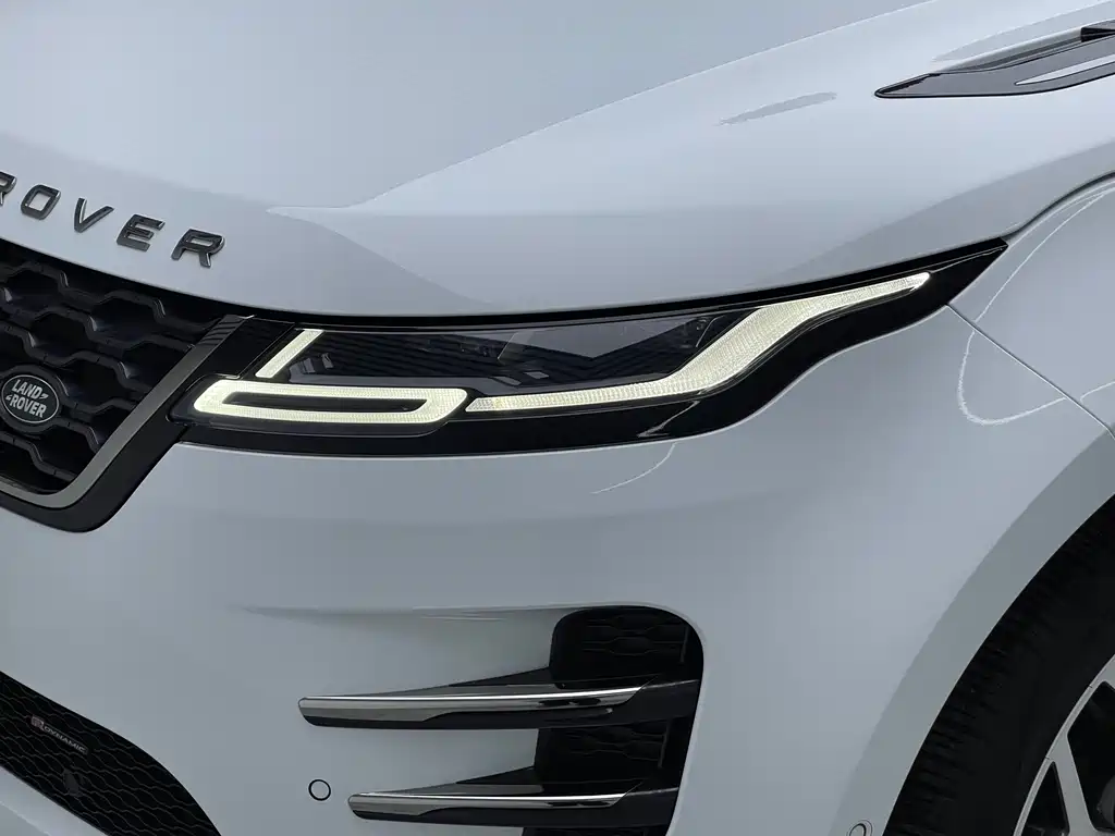 Land Rover Evoque 2023 — фото 16