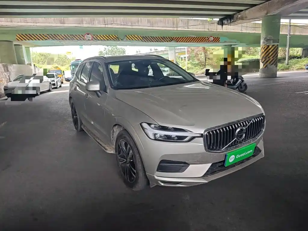 Volvo XC60 2019 — фото 4
