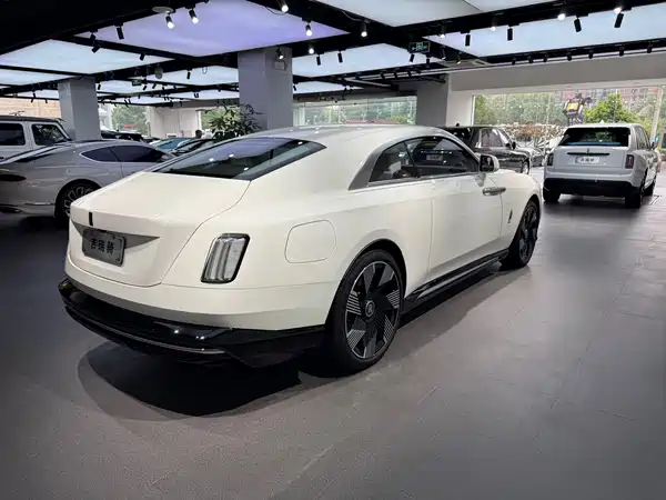 Rolls-Royce The Shining 2026