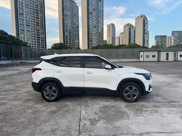 Kia KX3 2020