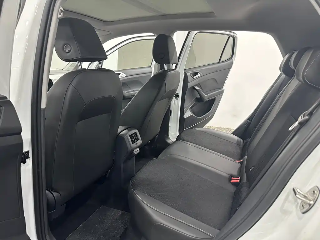Volkswagen Tacqua 2021