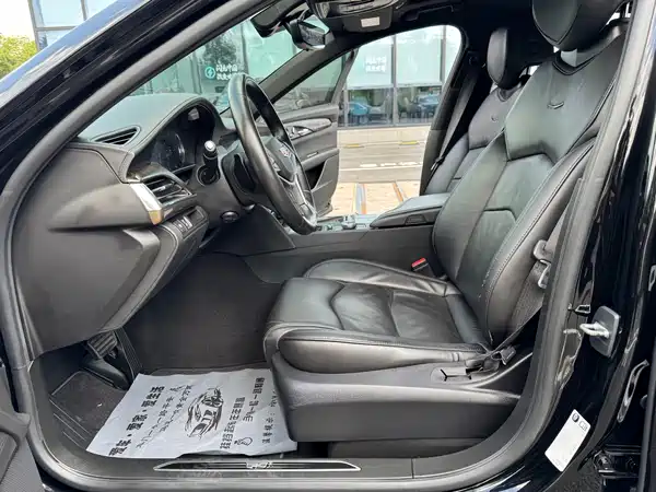 Cadillac CT6 2021