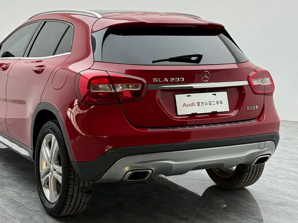 Mercedes-Benz GLA 2015 — фото 9