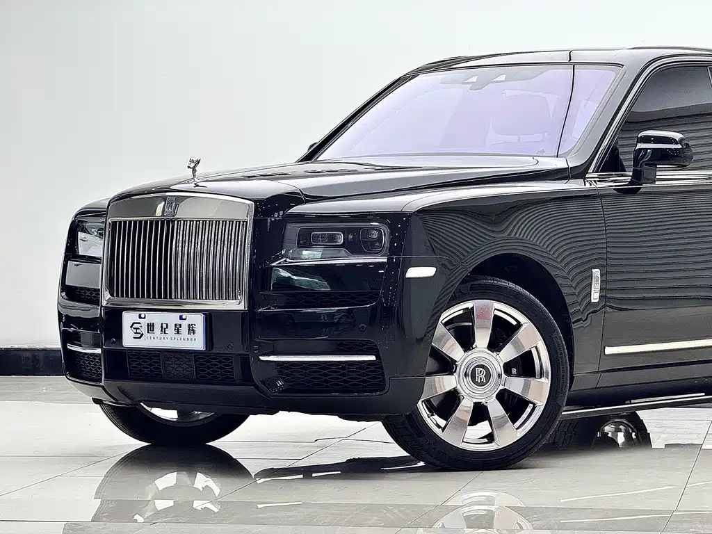 Rolls-Royce Cullinan 2022 — фото 7