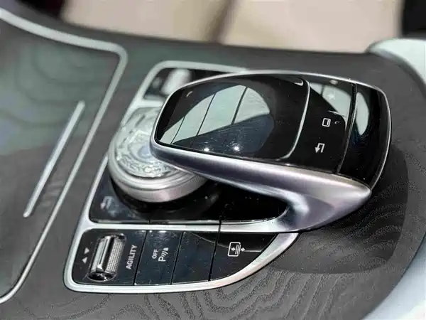 Mercedes-Benz C-Class 2015