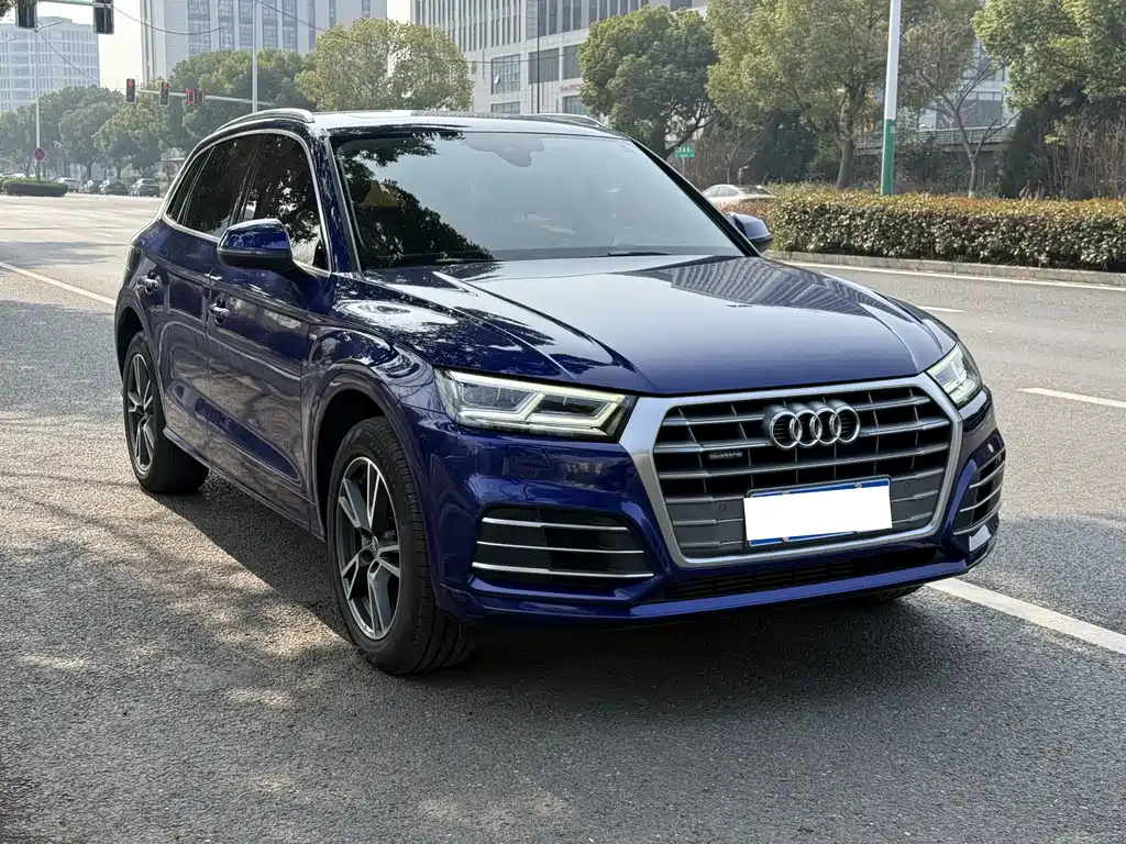 Audi Q5L 2019 — фото 3