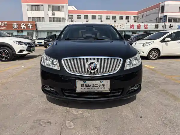 Buick LaCrosse 2012