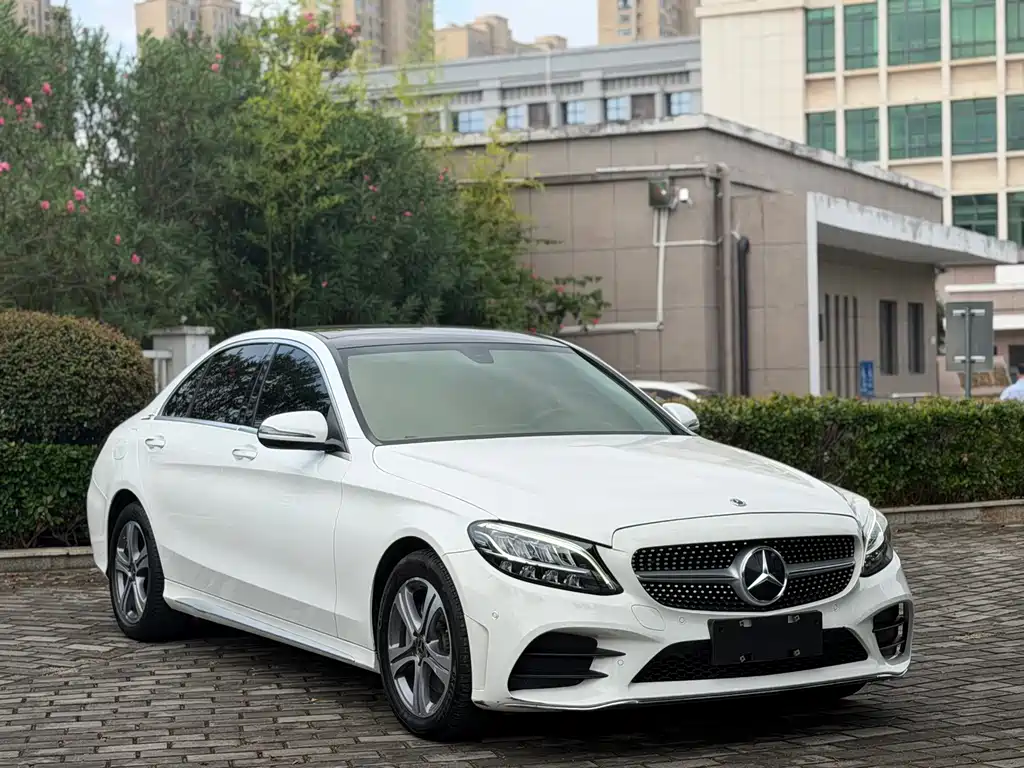 Mercedes-Benz C-Class 2020 — фото 3