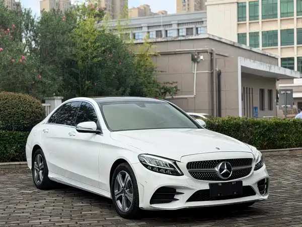Mercedes-Benz C-Class 2020