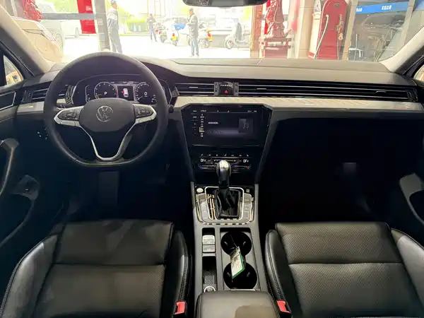 Volkswagen Viloran 2021