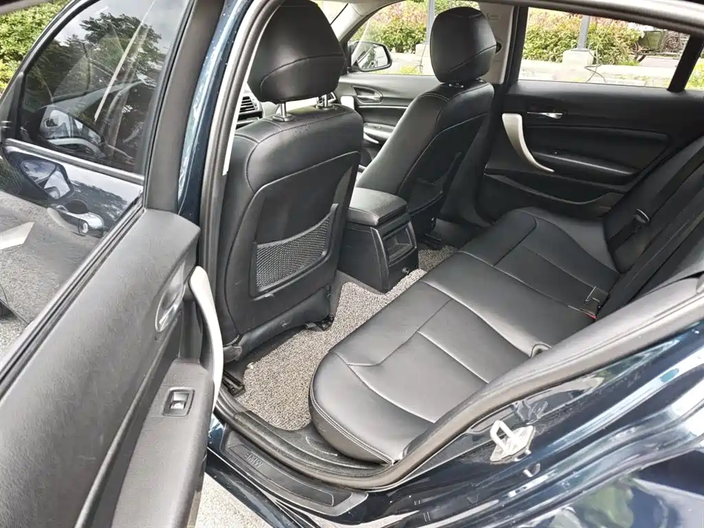 BMW 1 Series 2016 — фото 10