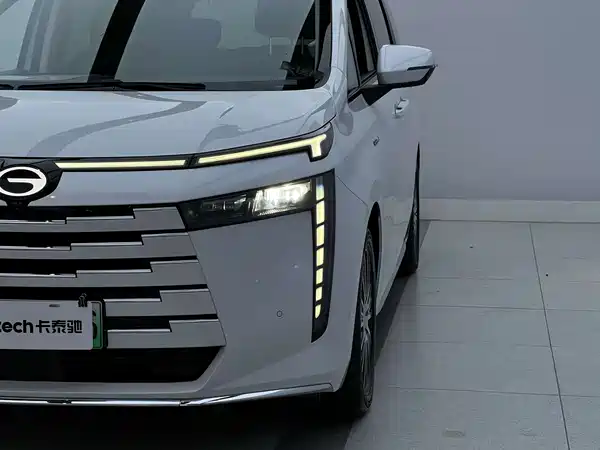 GAC Trumpchi E8 PHEV 2024