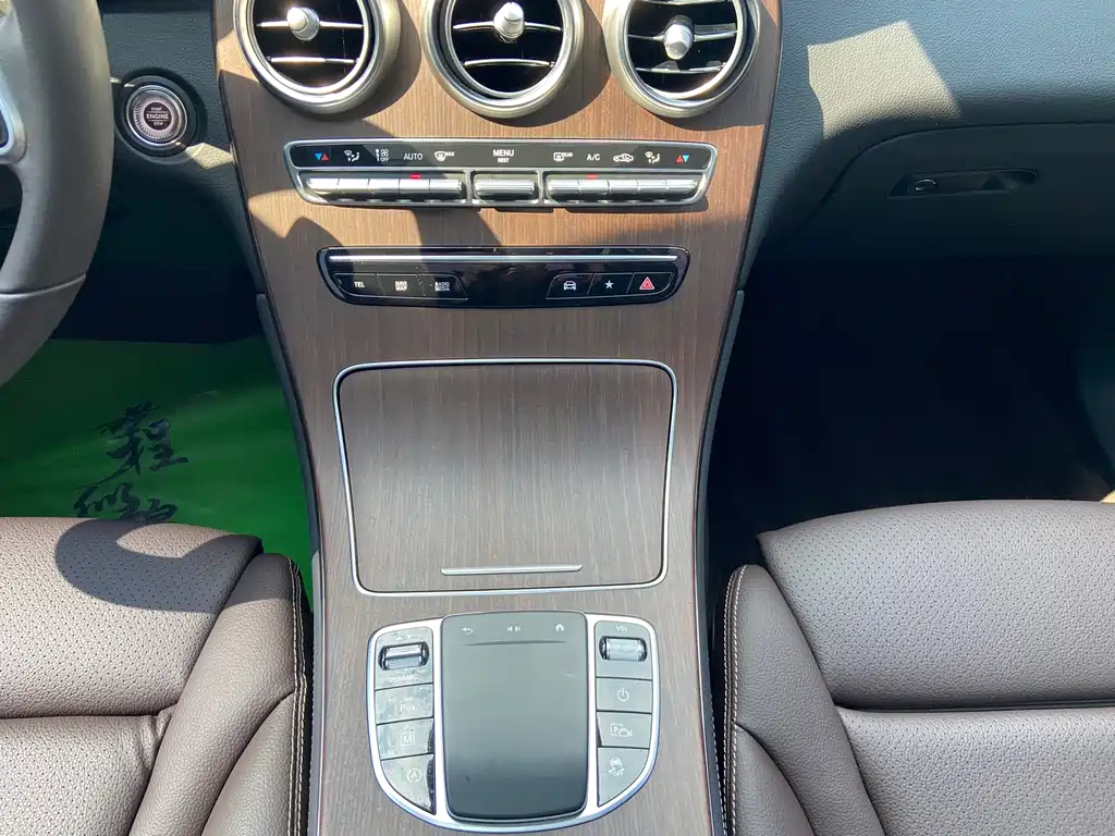 Mercedes-Benz GLC 2020 — фото 15