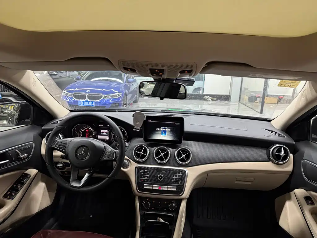 Mercedes-Benz GLA 2019 — фото 6