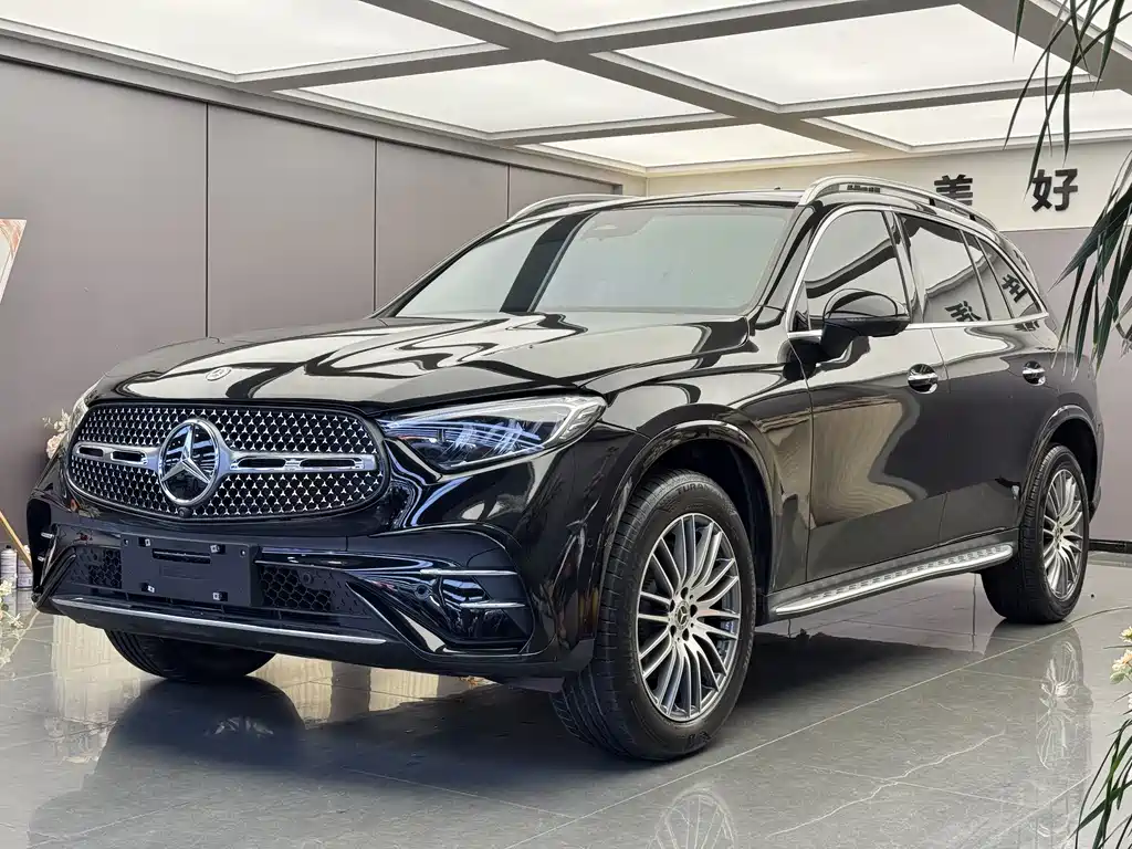 Mercedes-Benz GLC 2024 — фото 1