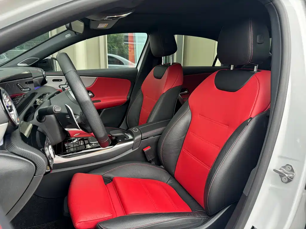 Mercedes-Benz A-Class AMG 2021 — фото 12