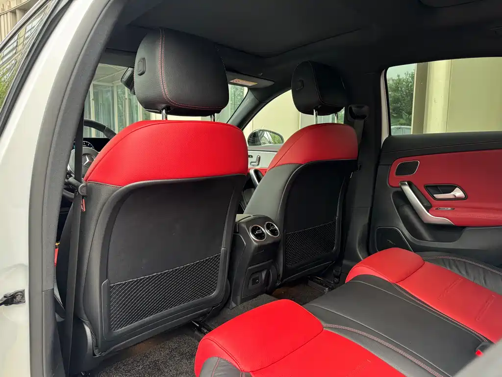 Mercedes-Benz A-Class AMG 2021 — фото 14