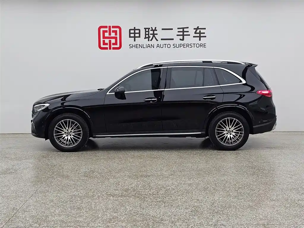 Mercedes-Benz GLC 2025