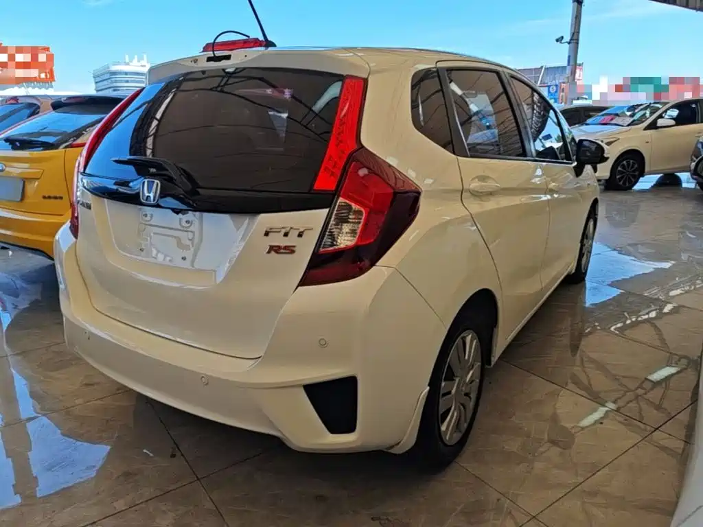 Honda Fit 2017 — фото 7