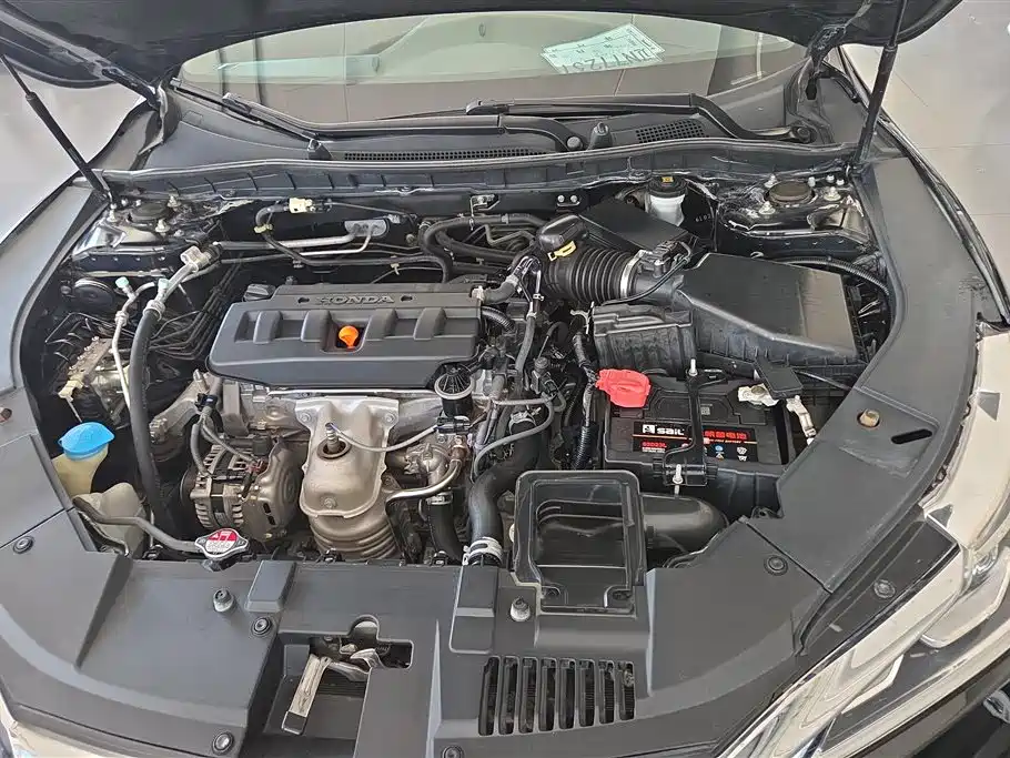 Honda Accord 2016 — фото 10