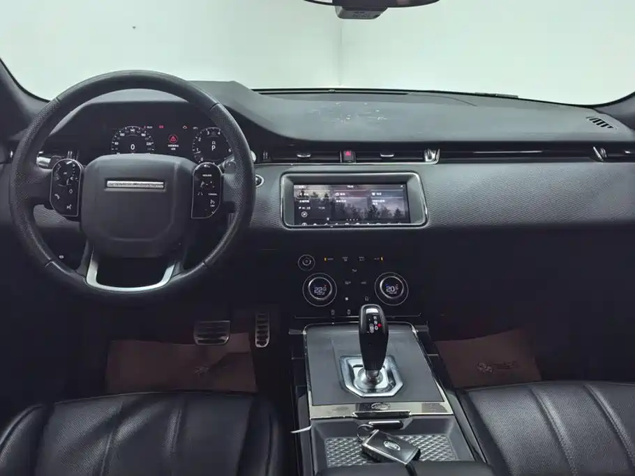 Land Rover Range Rover Evoque 2021 — фото 12