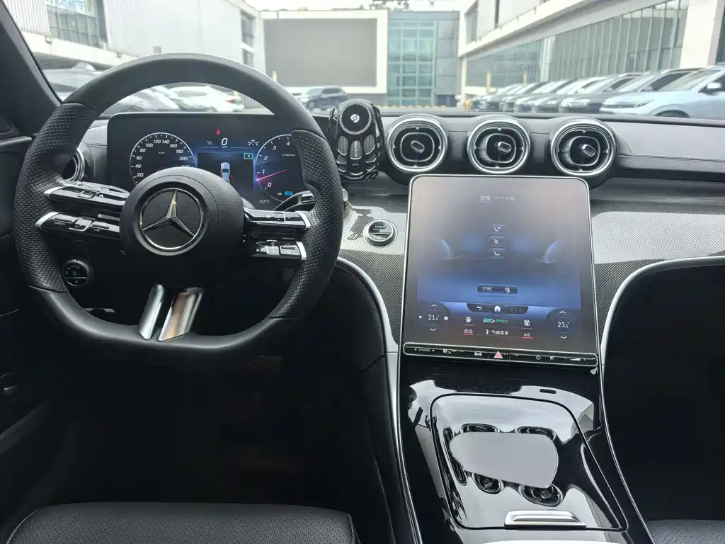 Mercedes-Benz C-Class 2022 — фото 14