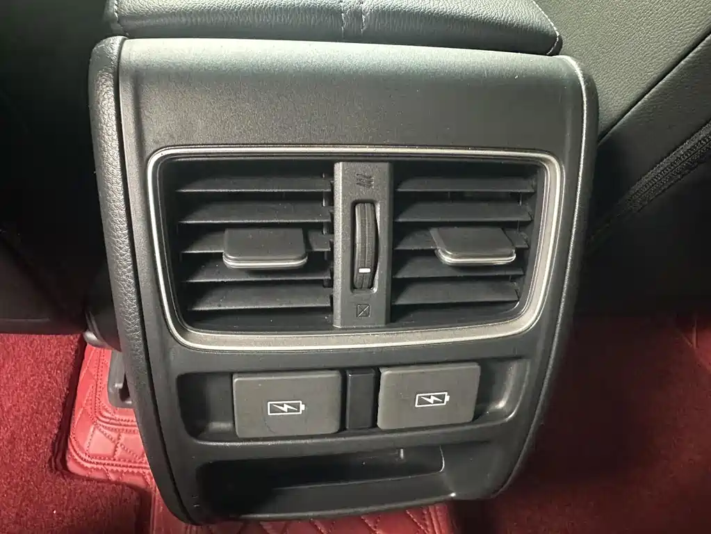 Honda Accord 2023 — фото 6