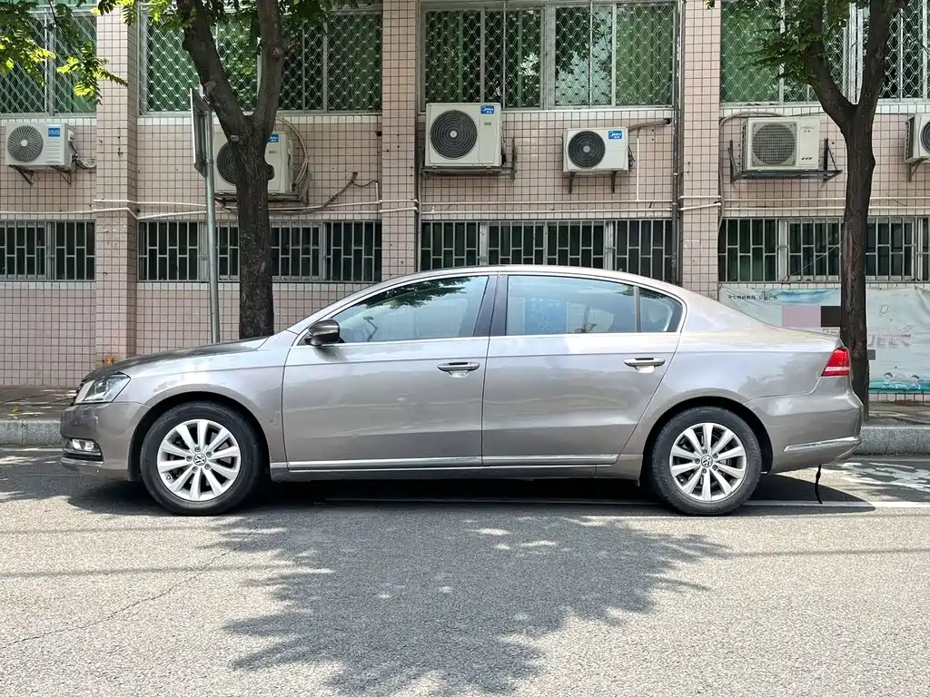 Volkswagen Magotan 2014