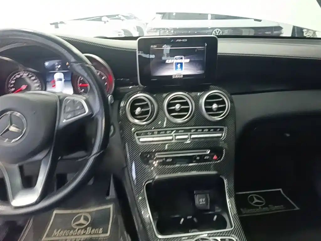 Mercedes-Benz GLC 2019 — фото 13