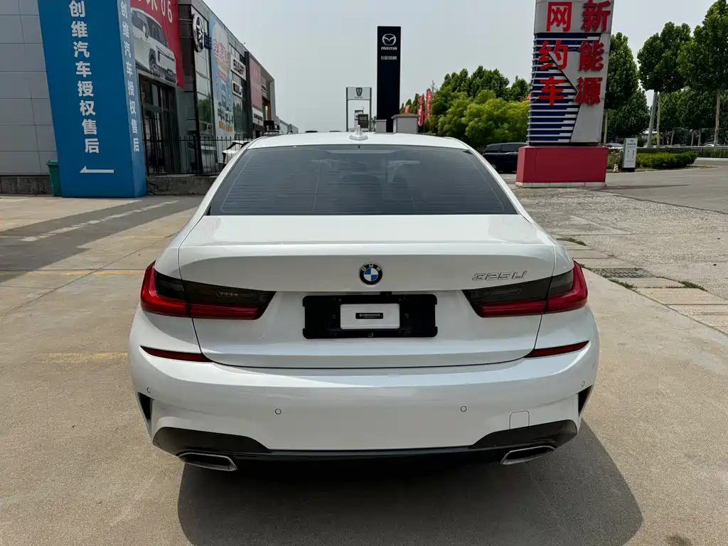 BMW 3 Series 2020 — фото 14