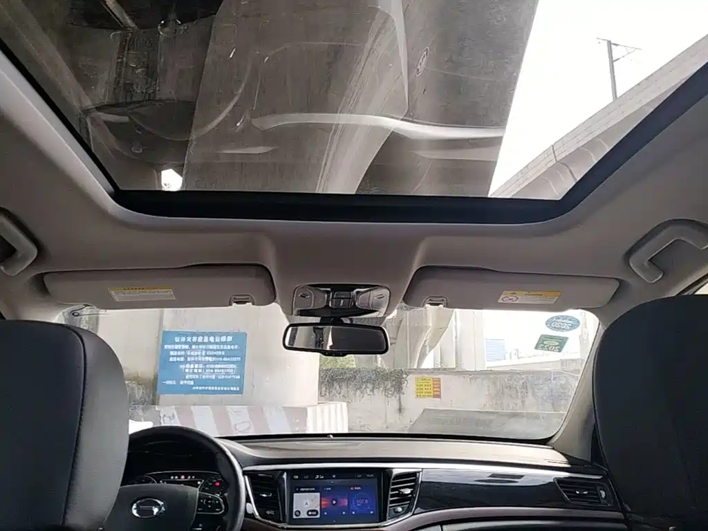 GAC Motor Trumpchi GS8 2018 — фото 18