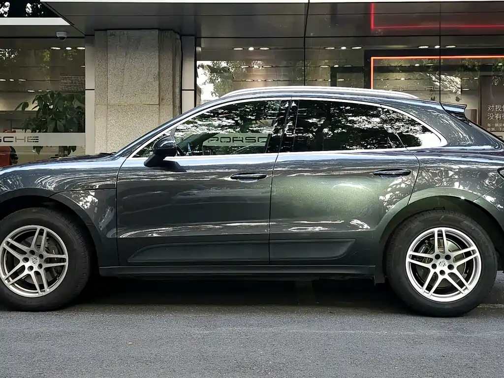 Porsche Macan 2020 — фото 3