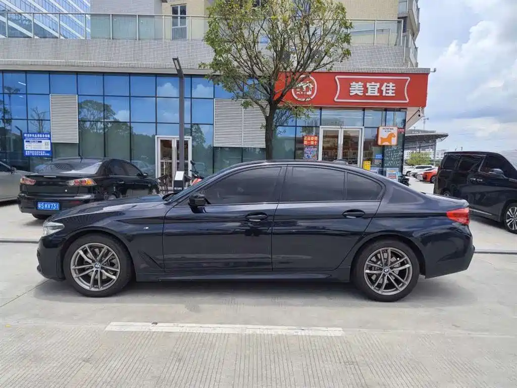 BMW 5 Series 2020