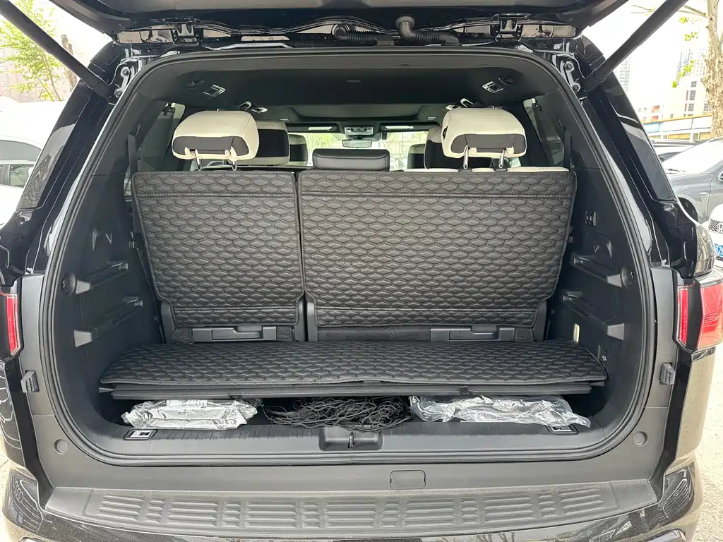 Toyota Sequoia 2026 — фото 17