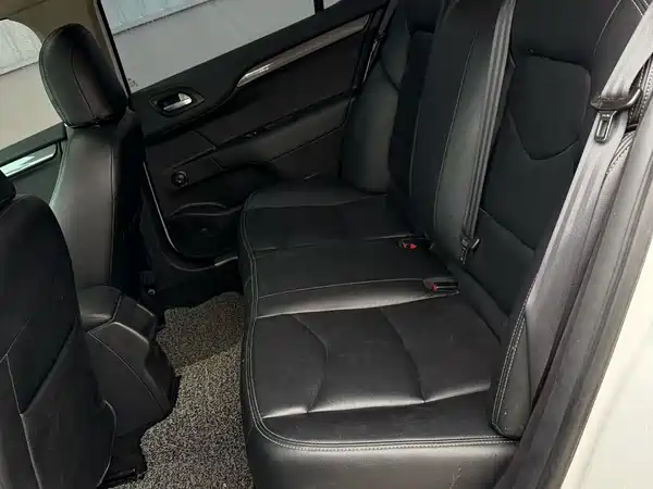 Citroën C4L 2016