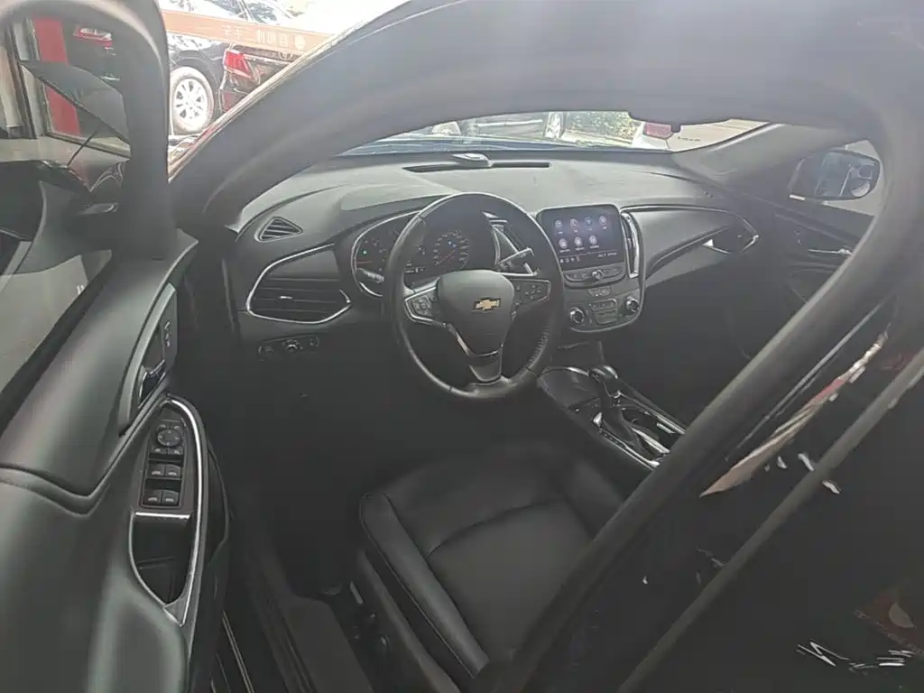 Chevrolet Malibu XL 2022 — фото 16