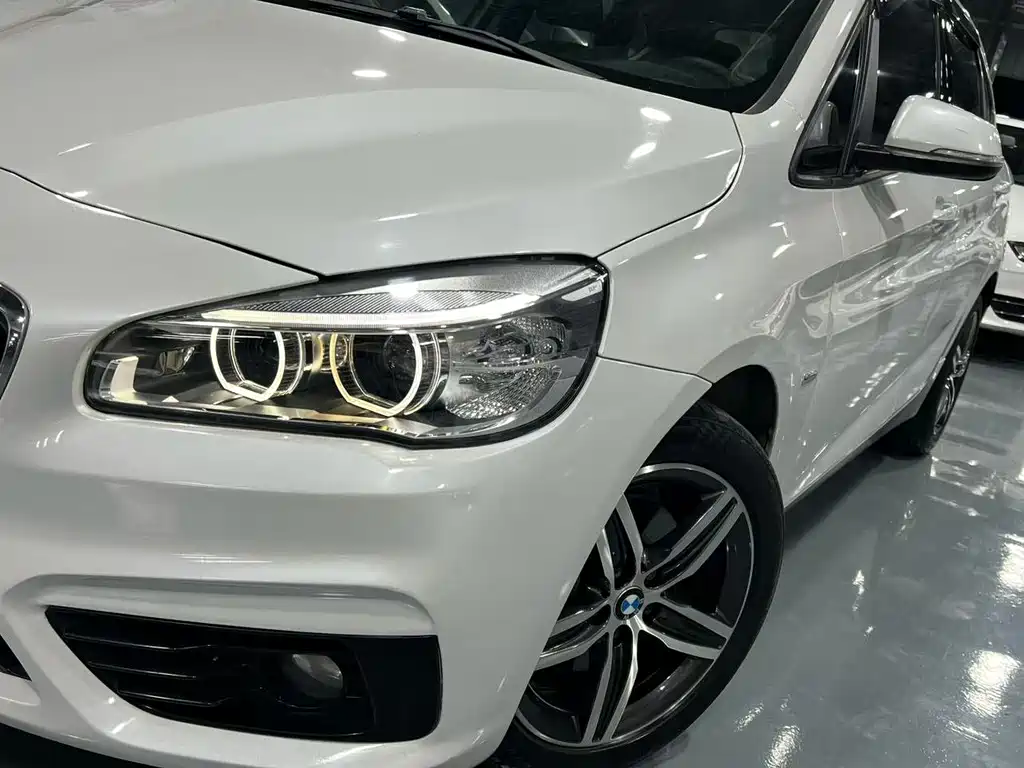 BMW 2 Series Station Wagon 2016 — фото 5