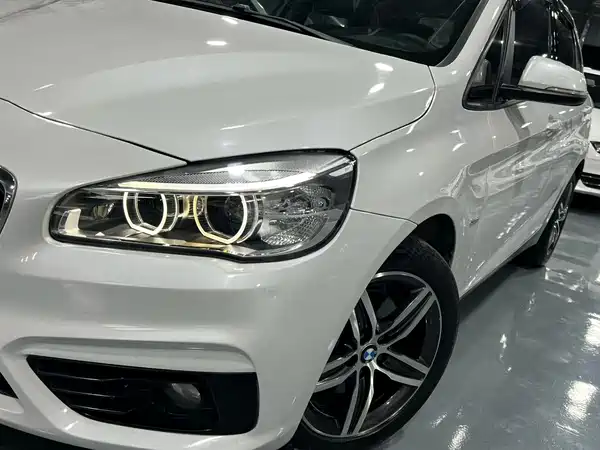 BMW 2 Series Station Wagon 2016