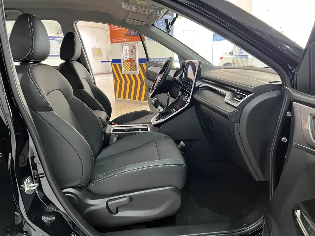 Haval M6 2023 — фото 10