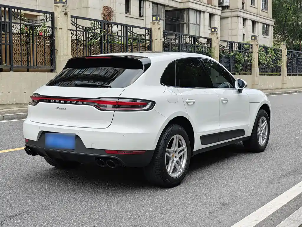 Porsche Macan 2021 — фото 6