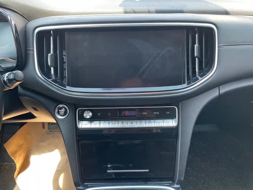 GAC Trumpchi GS8 2020 — фото 15
